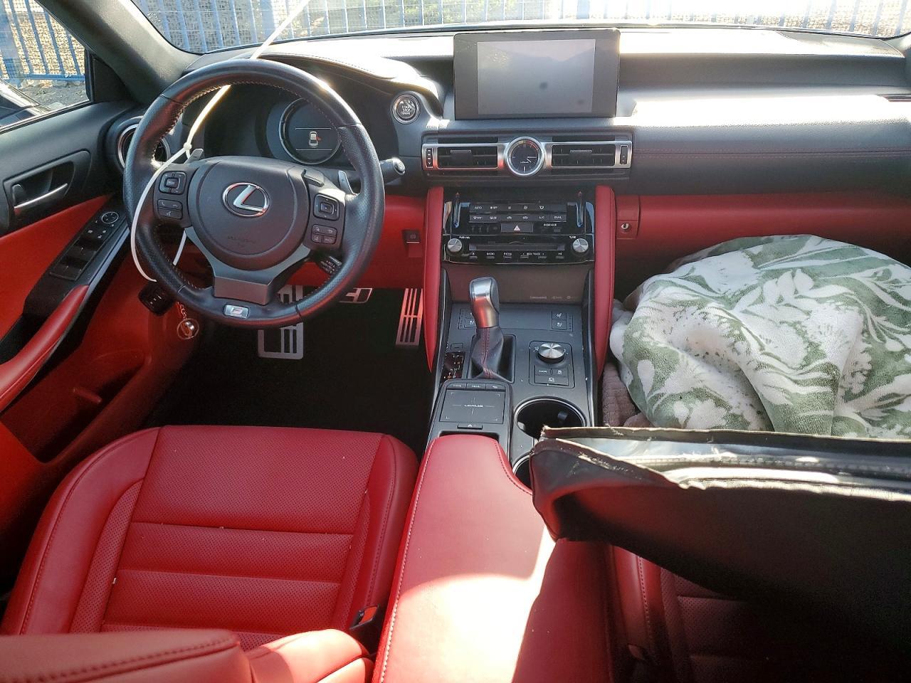 2021 Lexus Is 350 F Sport - zdjęcie 8