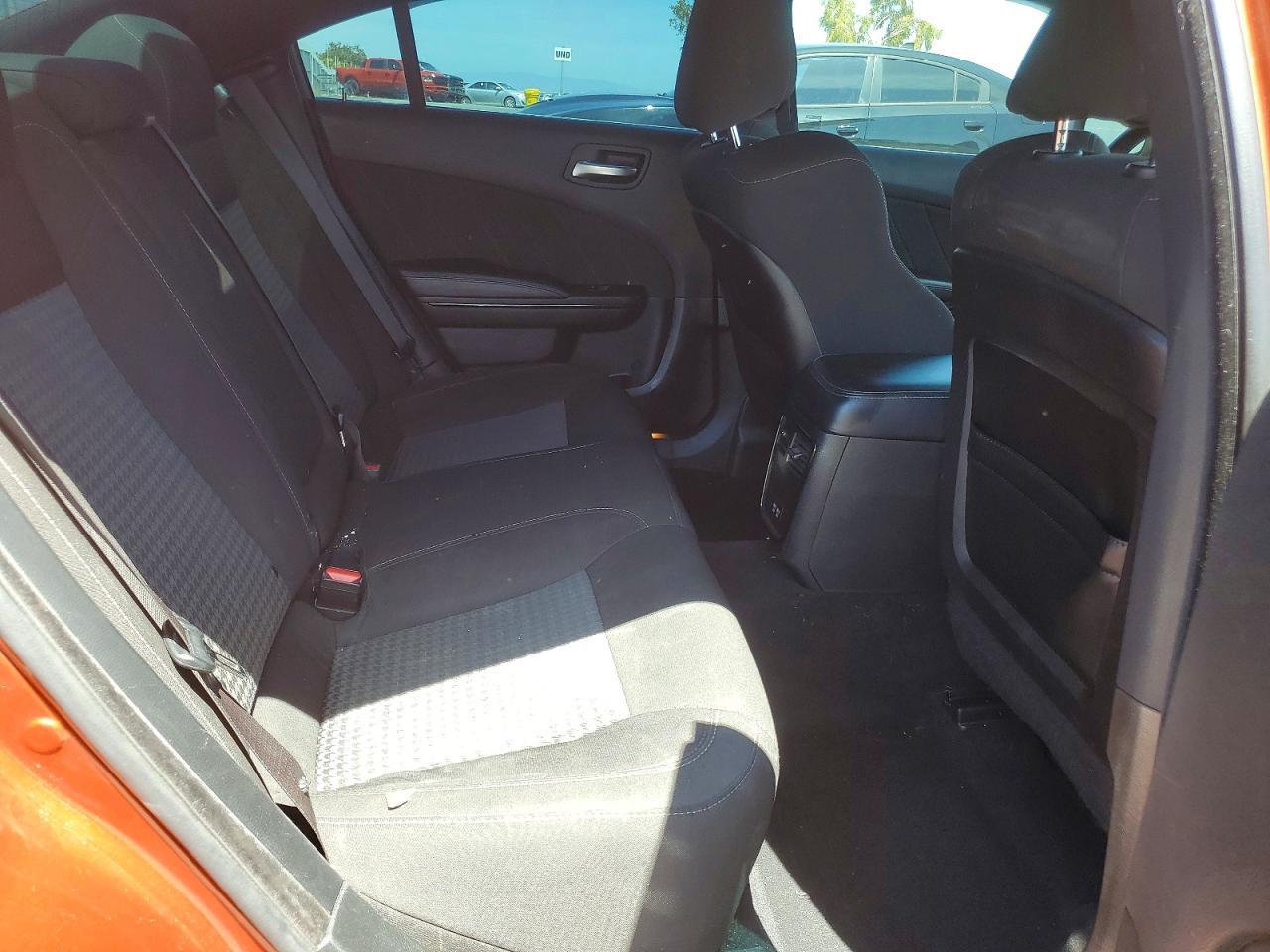 2020 Dodge Charger R - zdjęcie 10