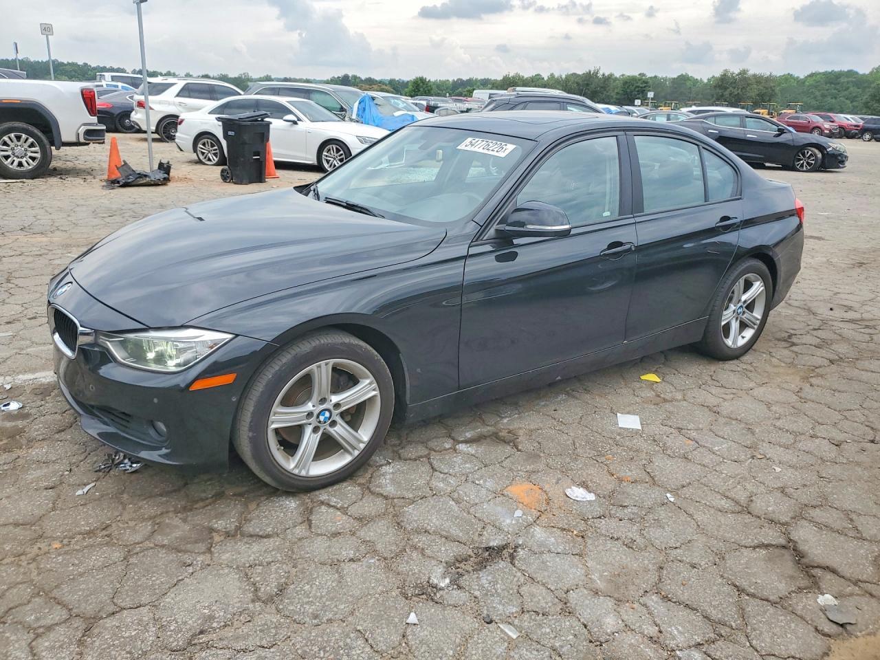 2013 BMW 328 I - zdjęcie główne