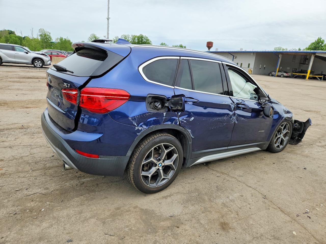 2016 BMW X1 xDrive28I - zdjęcie 3