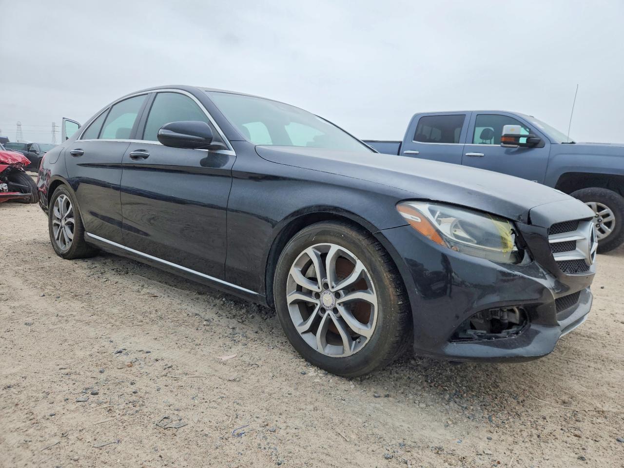 2017 Mercedes-Benz C 300 - zdjęcie 4