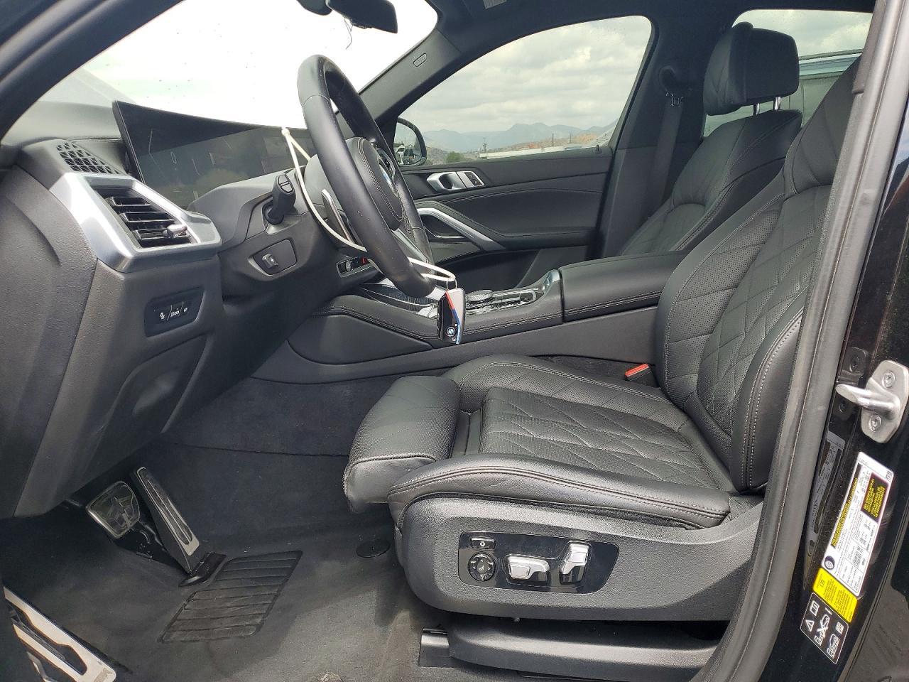 2024 BMW X6 xDrive40I - zdjęcie 7