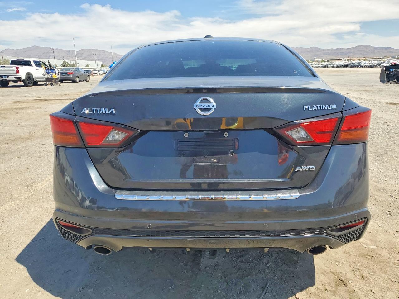 2021 Nissan Altima Platinum - zdjęcie 6