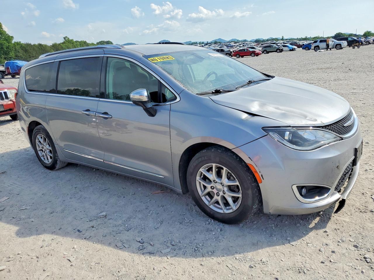 2020 Chrysler Pacifica Touring L - zdjęcie 4