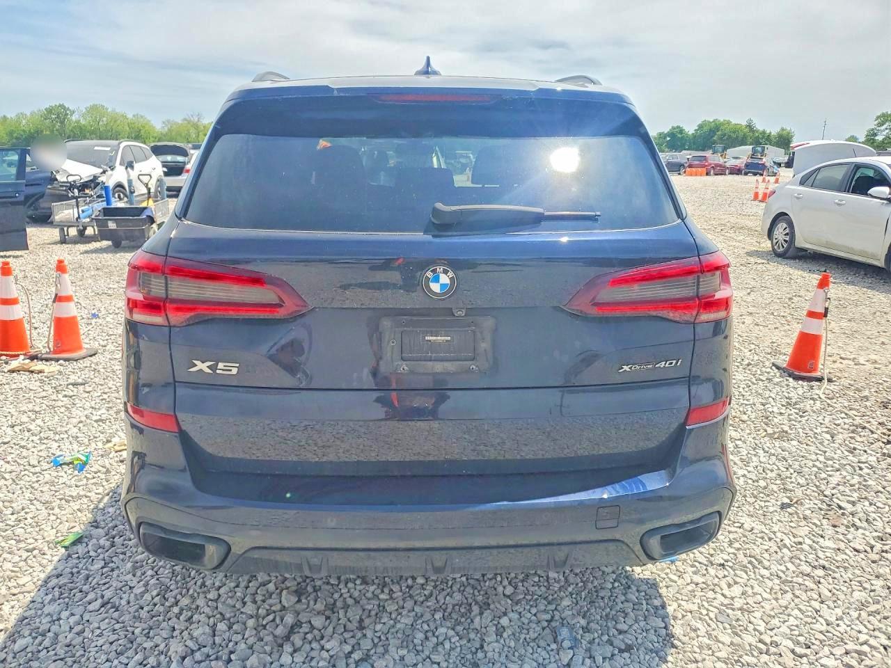 2022 BMW X5 xDrive40I - zdjęcie 6