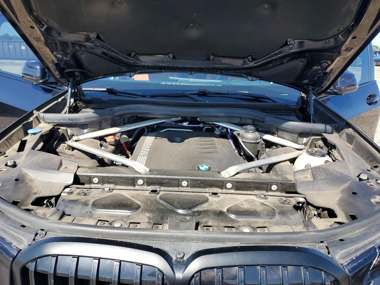 2023 BMW X7 xDrive40I - zdjęcie 11