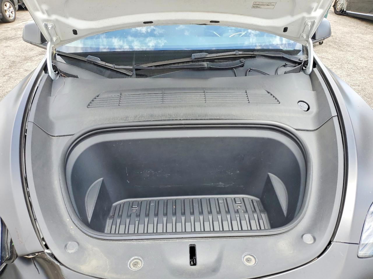 2023 Tesla Model Y - zdjęcie 11