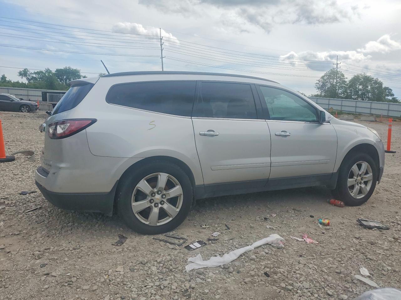 2016 Chevrolet Traverse Lt - zdjęcie 3