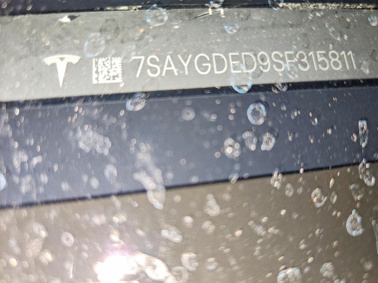 2025 Tesla Model Y - zdjęcie 13