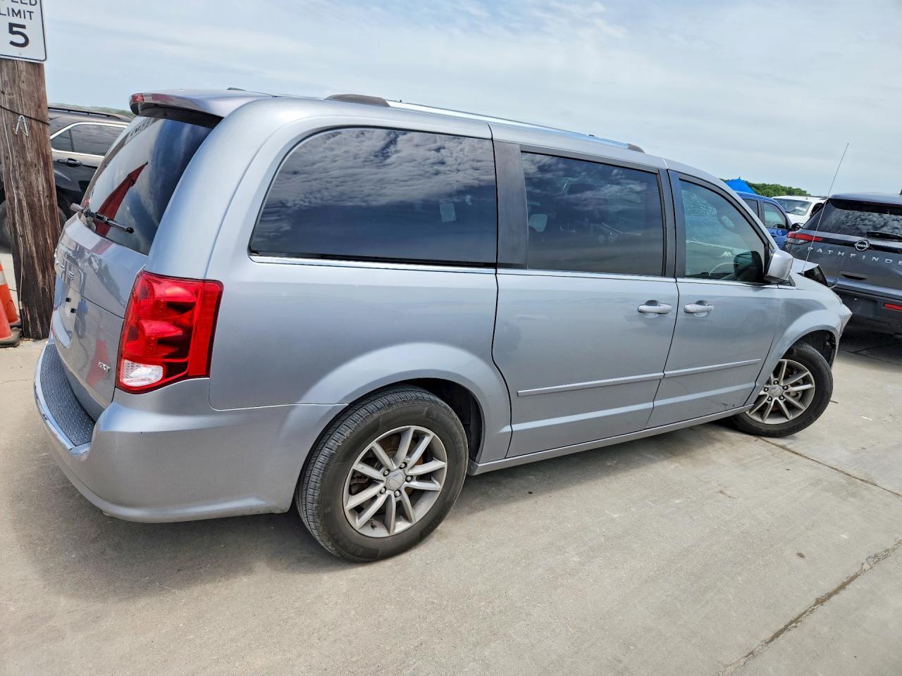 2015 Dodge Grand Caravan Sxt - zdjęcie 3