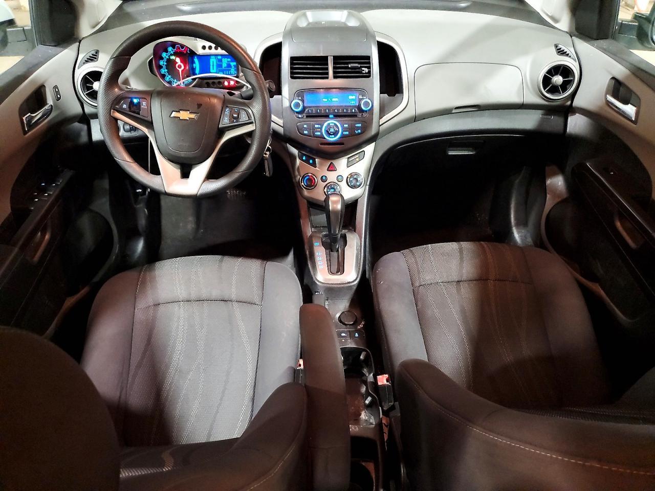 2014 Chevrolet Sonic Lt - zdjęcie 8