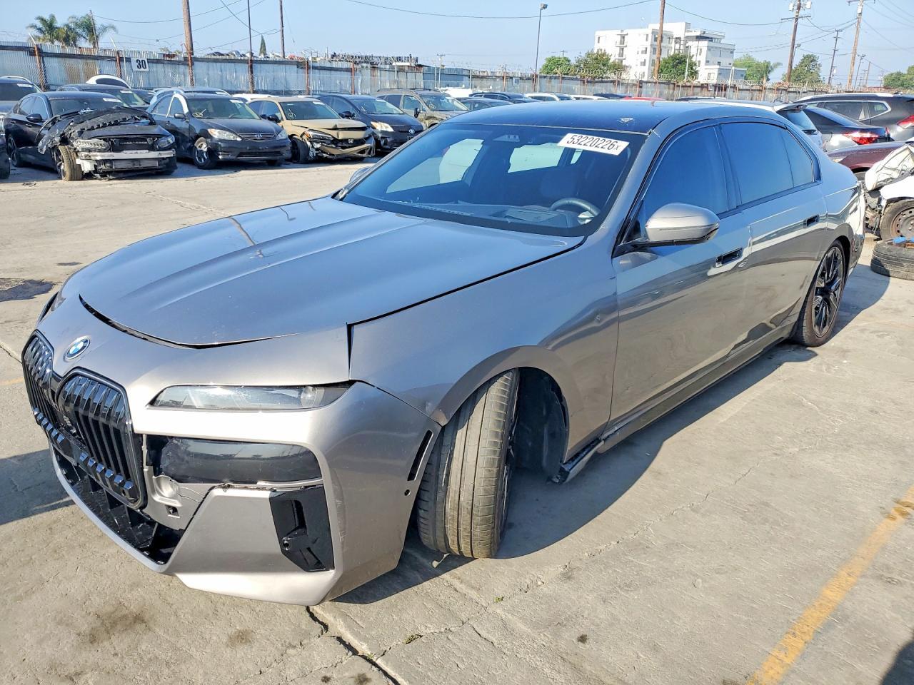 2024 BMW I7 xDrive60 - zdjęcie główne