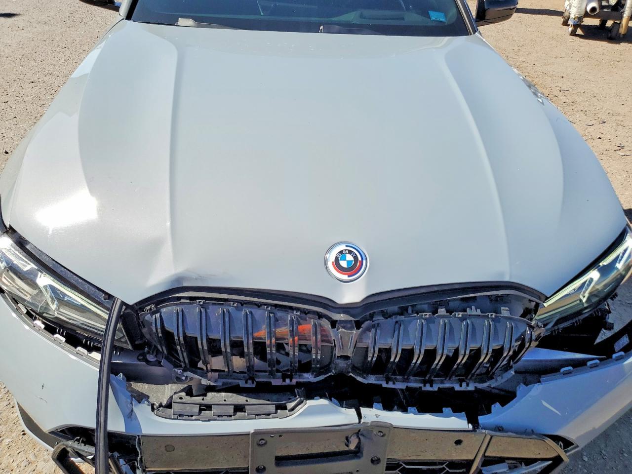 2024 BMW 330I - zdjęcie 11