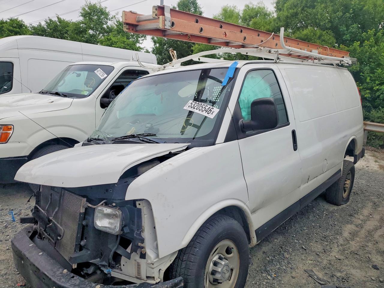 2017 Chevrolet Express G2500 - zdjęcie główne