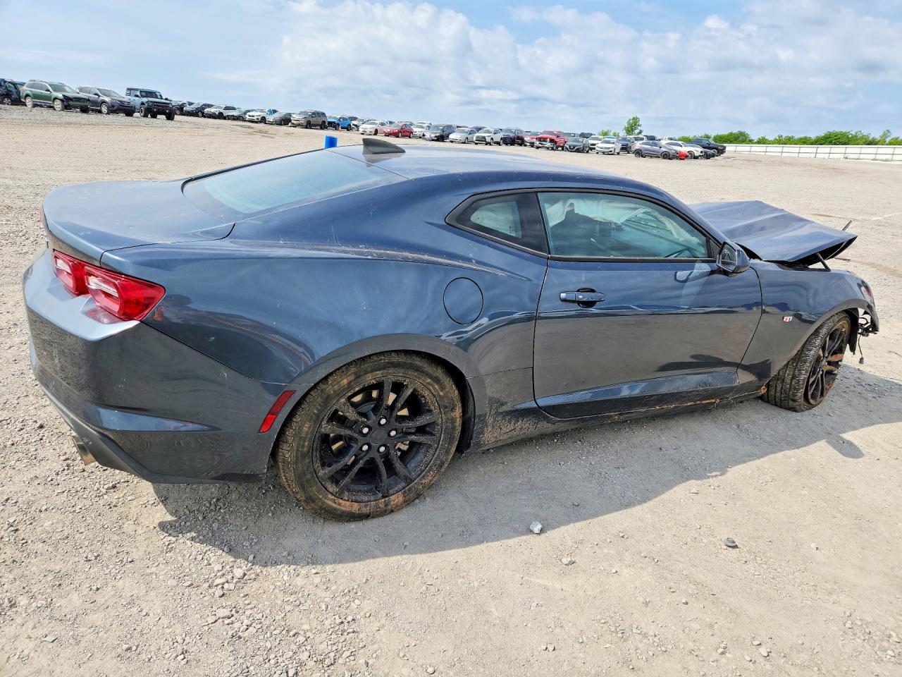 2019 Chevrolet Camaro Ls - zdjęcie 3
