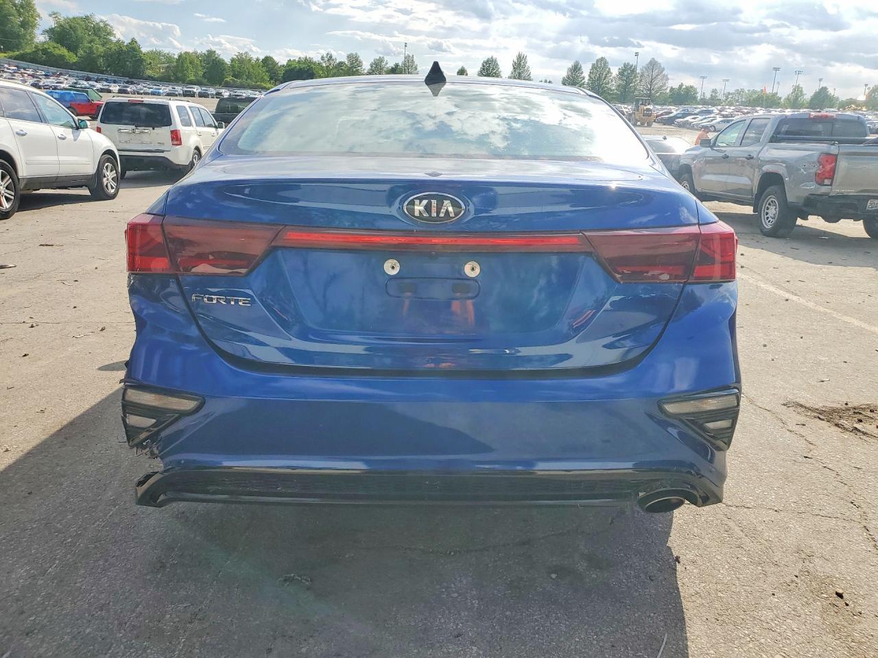 2021 Kia Forte Lxs - zdjęcie 6