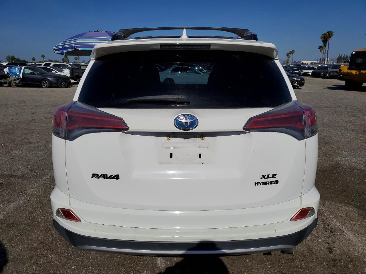 2016 Toyota Rav4 Hv Xle - zdjęcie 6