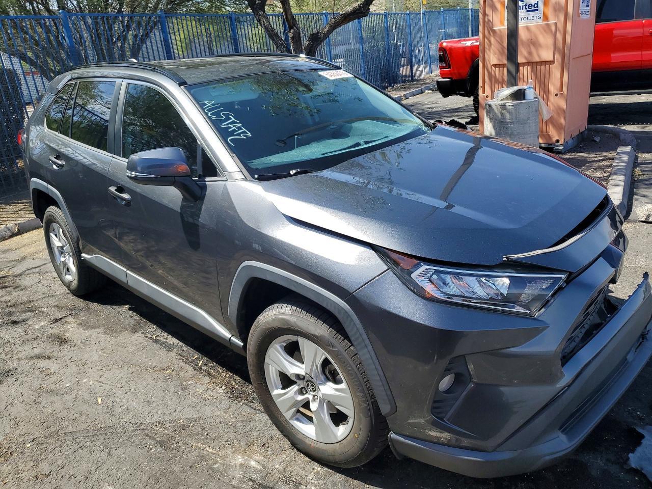 2021 Toyota Rav4 Xle - zdjęcie 4