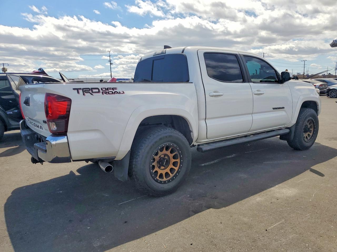 2020 Toyota Tacoma - zdjęcie 3