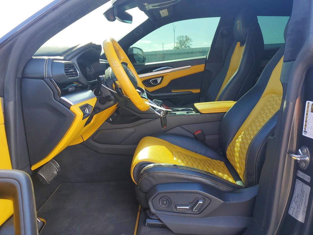 2019 Lamborghini Urus - zdjęcie 7