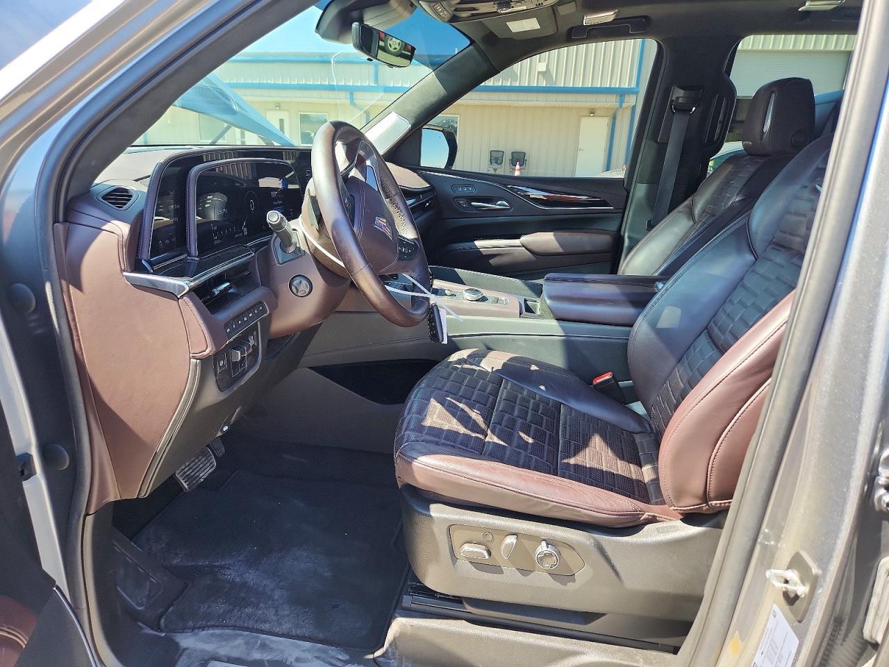 2022 Cadillac Escalade Sport Platinum - zdjęcie 7