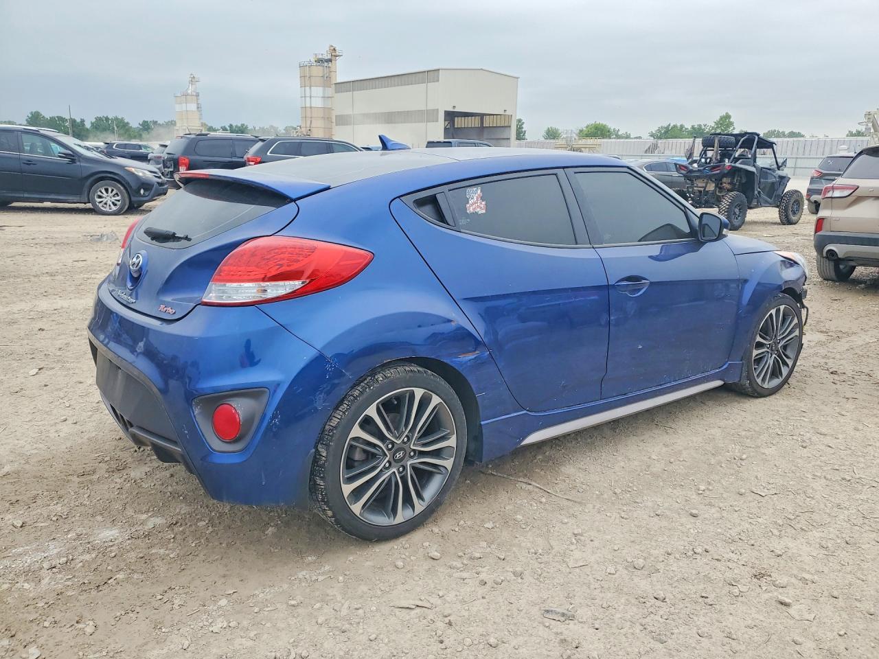 2016 Hyundai Veloster Turbo - zdjęcie 3