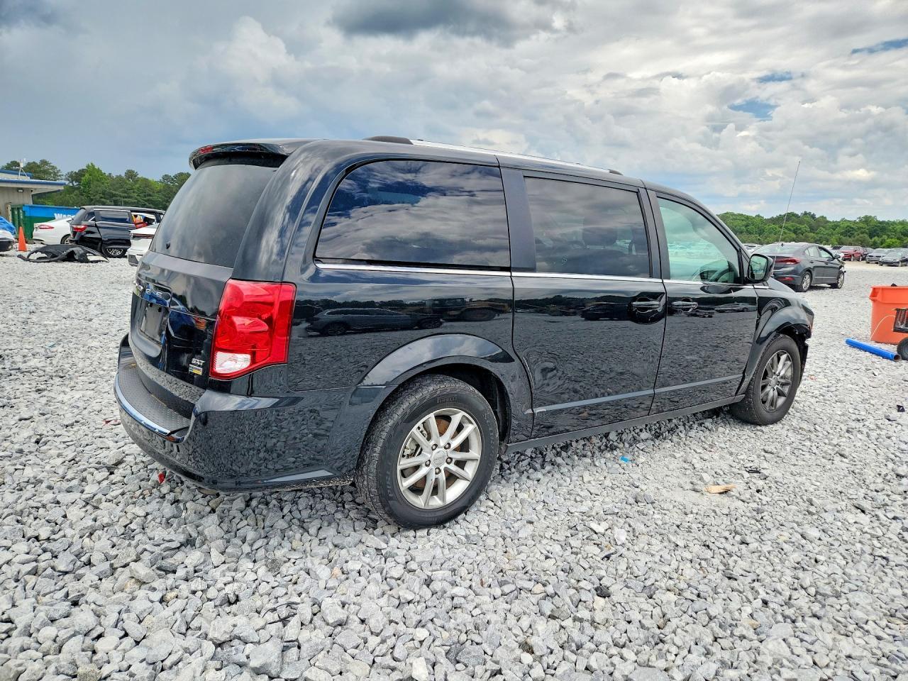 2018 Dodge Grand Caravan Sxt - zdjęcie 3
