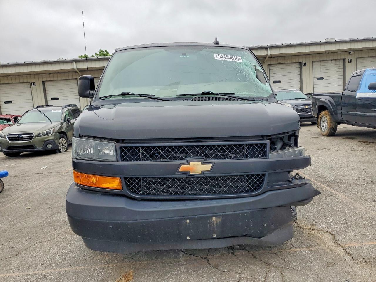 2021 Chevrolet Express G2500 - zdjęcie 5