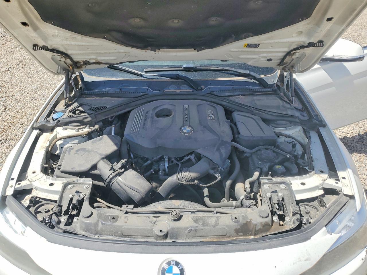 2017 BMW 330 I - zdjęcie 11