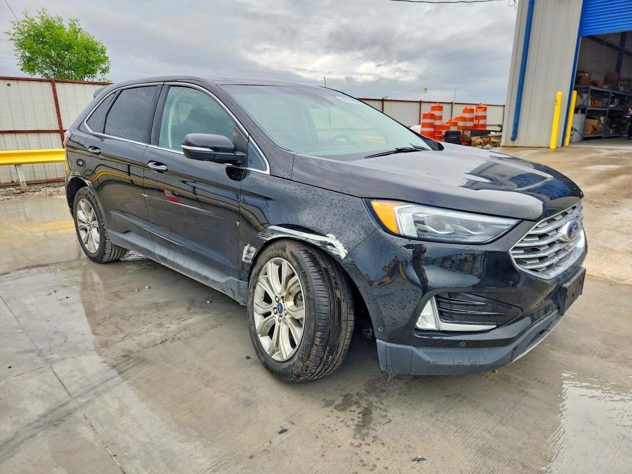 2019 Ford Edge Titanium - zdjęcie 4