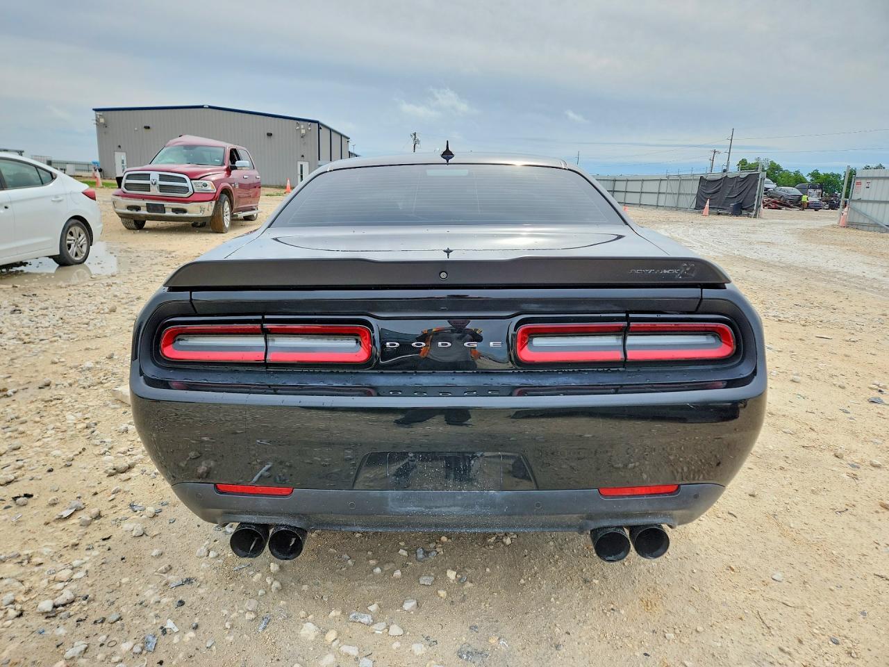 2020 Dodge Challenger R - zdjęcie 6