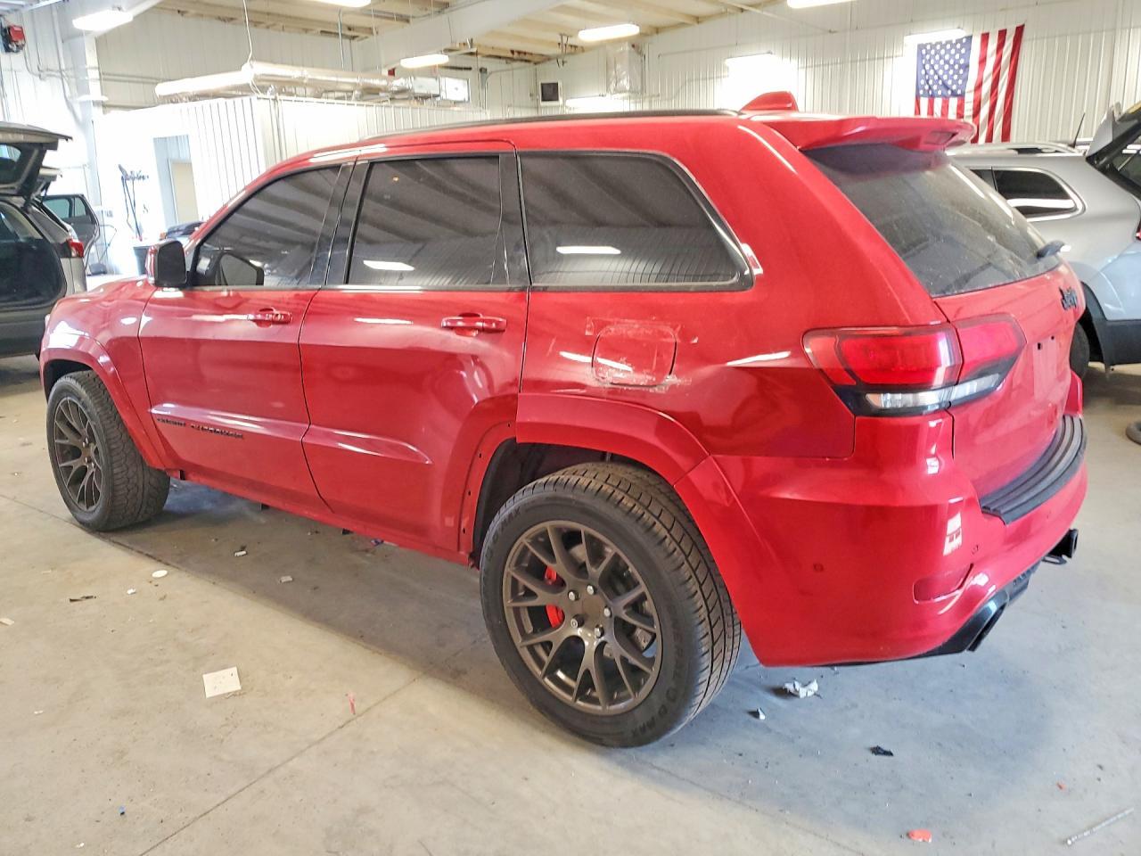 2020 Jeep Grand Cherokee Srt-8 - zdjęcie 2