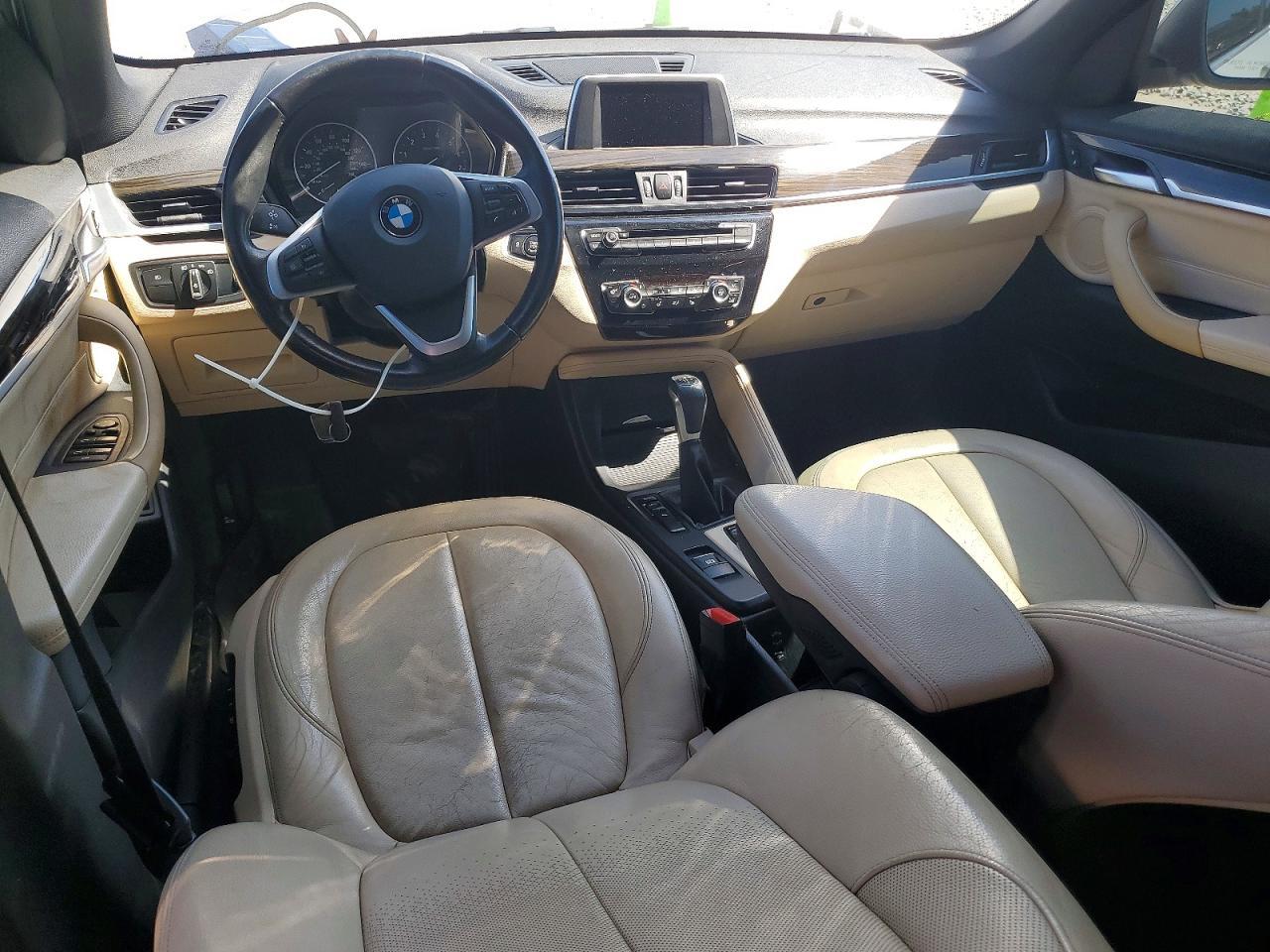 2017 BMW X1 Sdrive28I - zdjęcie 8