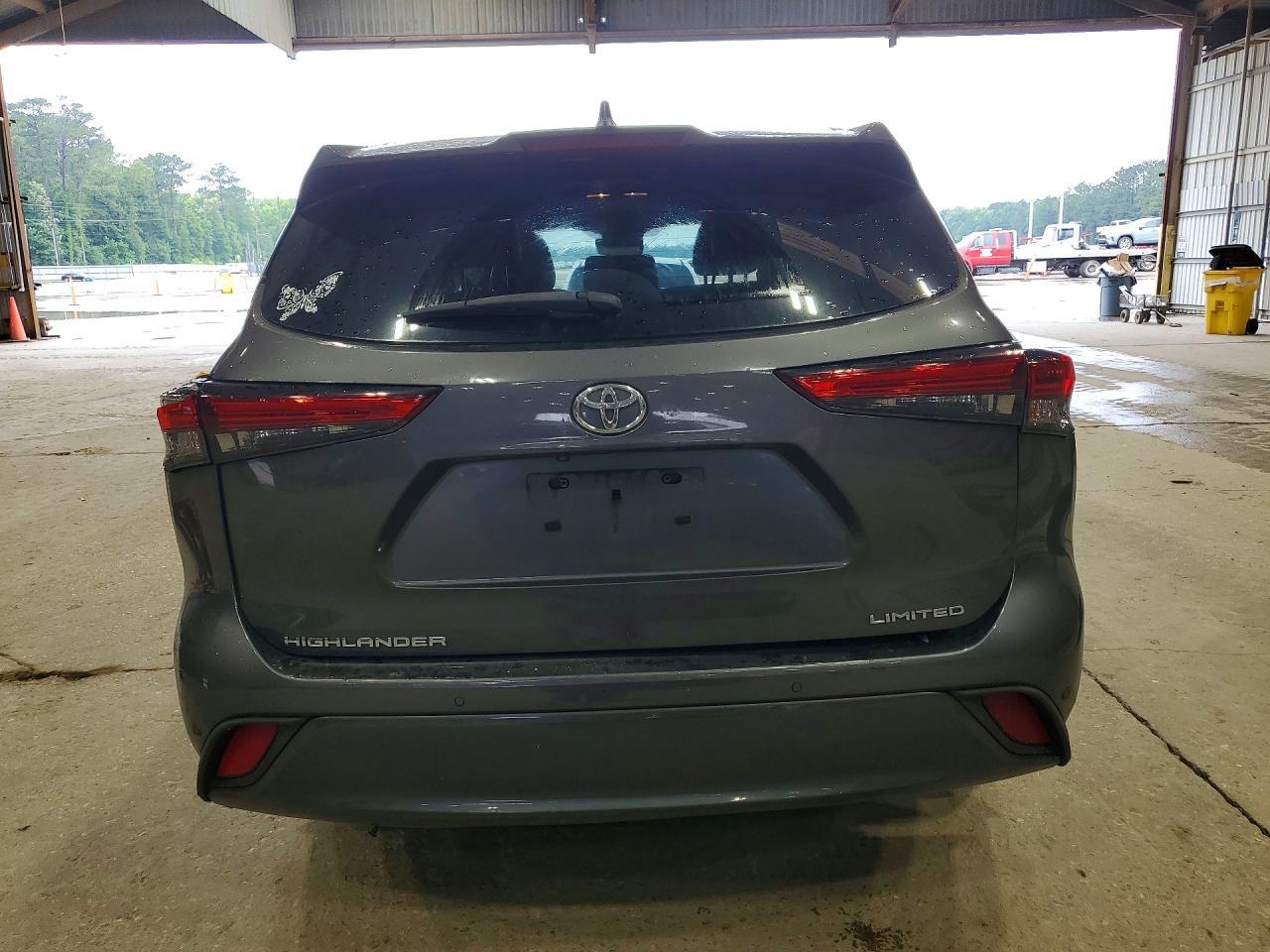 2021 Toyota Highlander Limited - zdjęcie 6