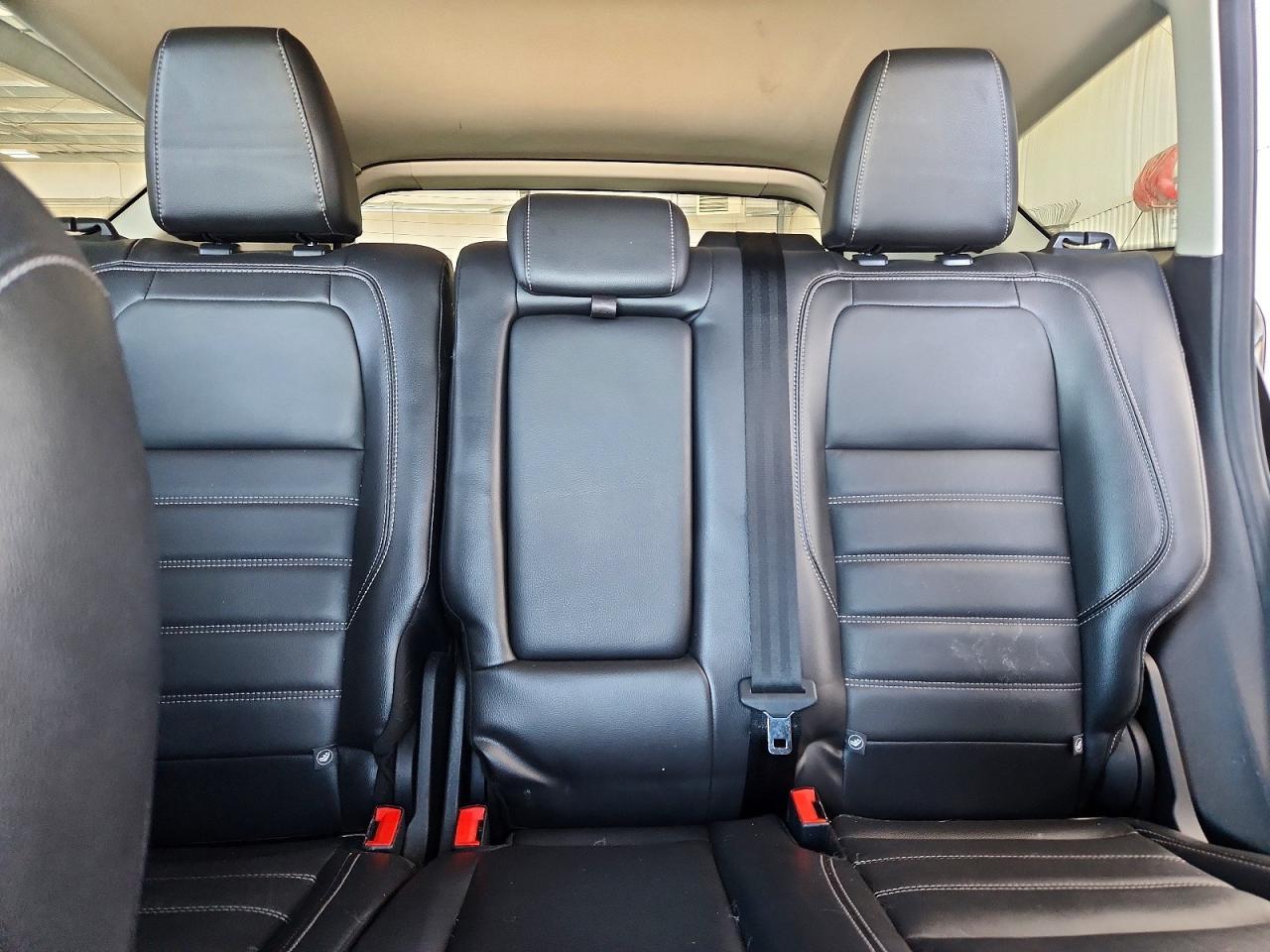 2017 Ford Escape Titanium - zdjęcie 10
