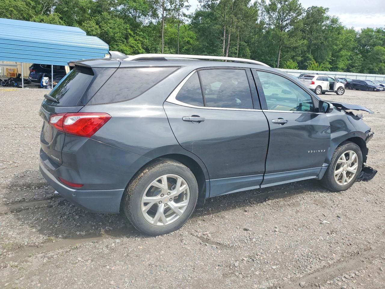 2020 Chevrolet Equinox Premier - zdjęcie 3