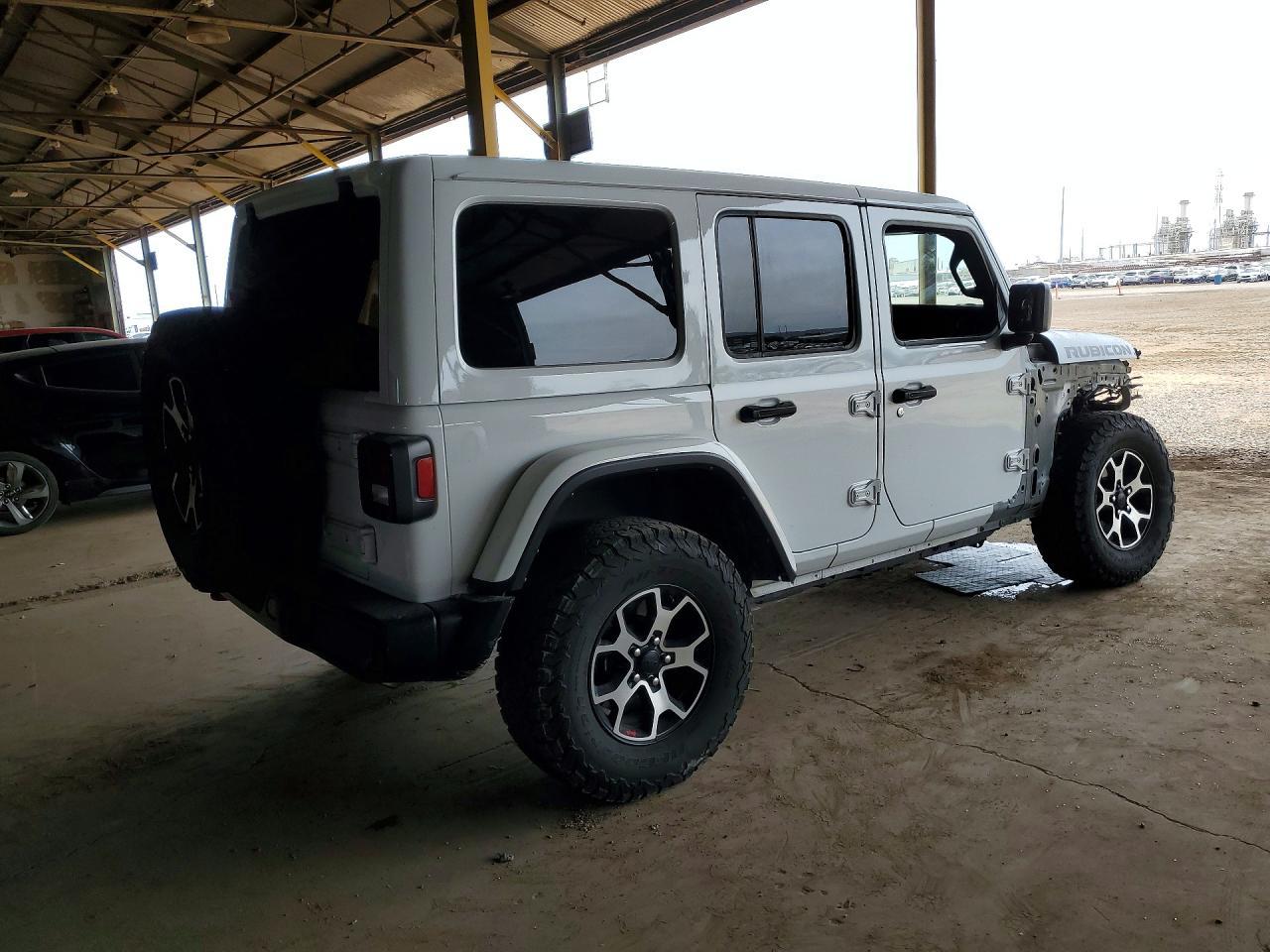 2021 Jeep Wrangler Unlimited Rubicon - zdjęcie 3
