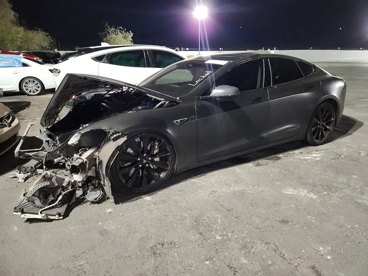2013 Tesla Model S - zdjęcie główne