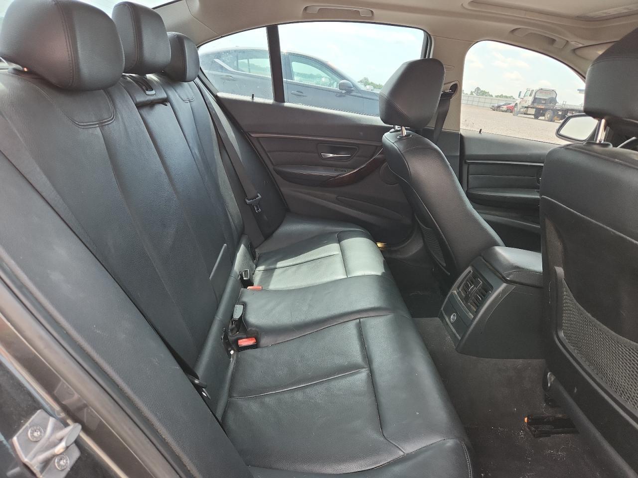 2014 BMW 328 I - zdjęcie 10