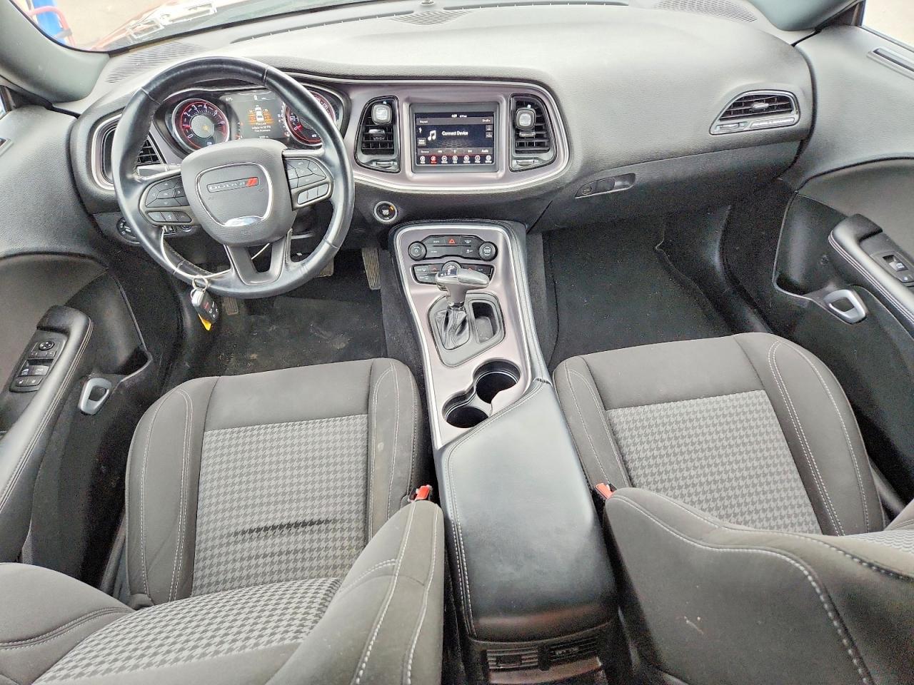 2021 Dodge Challenger Sxt - zdjęcie 8