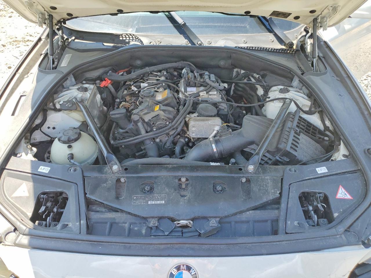 2013 BMW 528 Xi - zdjęcie 11