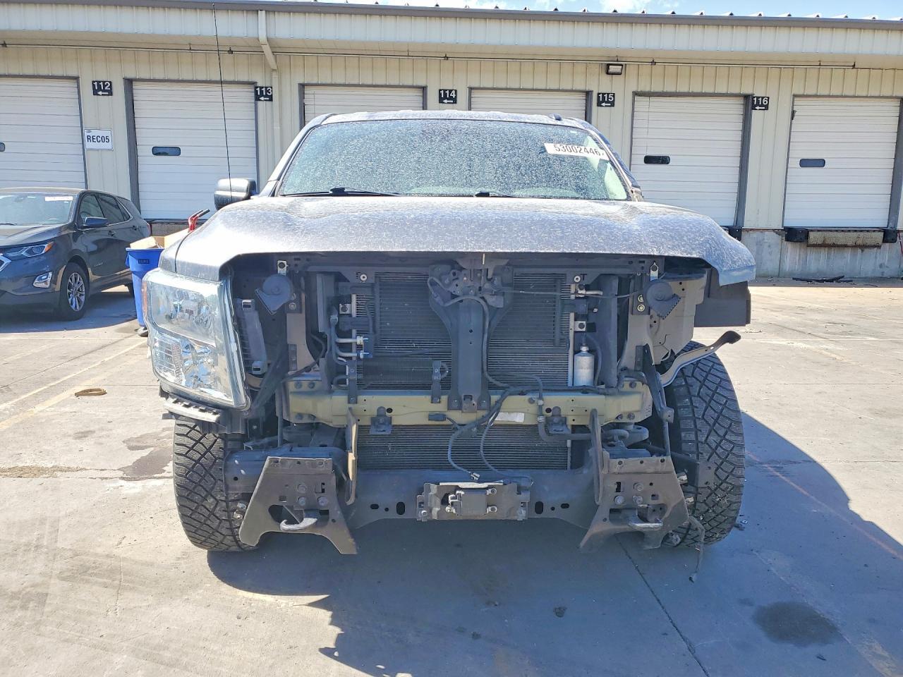 2021 Nissan Titan Sv - zdjęcie 5