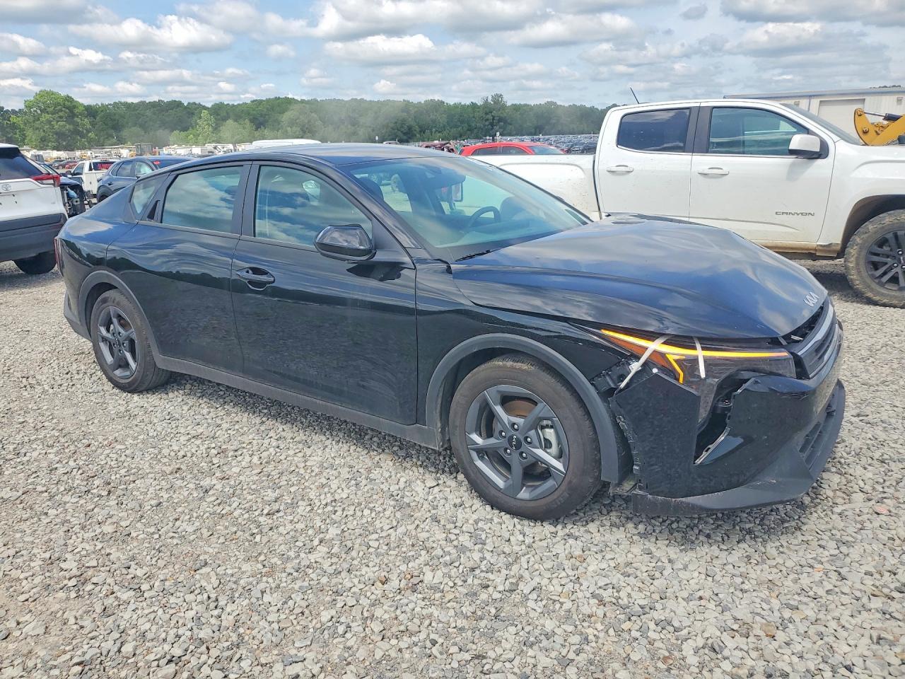 2025 Kia K4 Lxs - zdjęcie 4