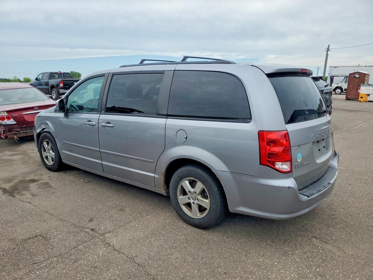 2013 Dodge Grand Caravan Sxt - zdjęcie 2