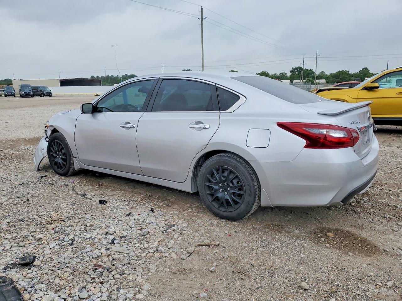 2018 Nissan Altima 2.5 S - zdjęcie 2