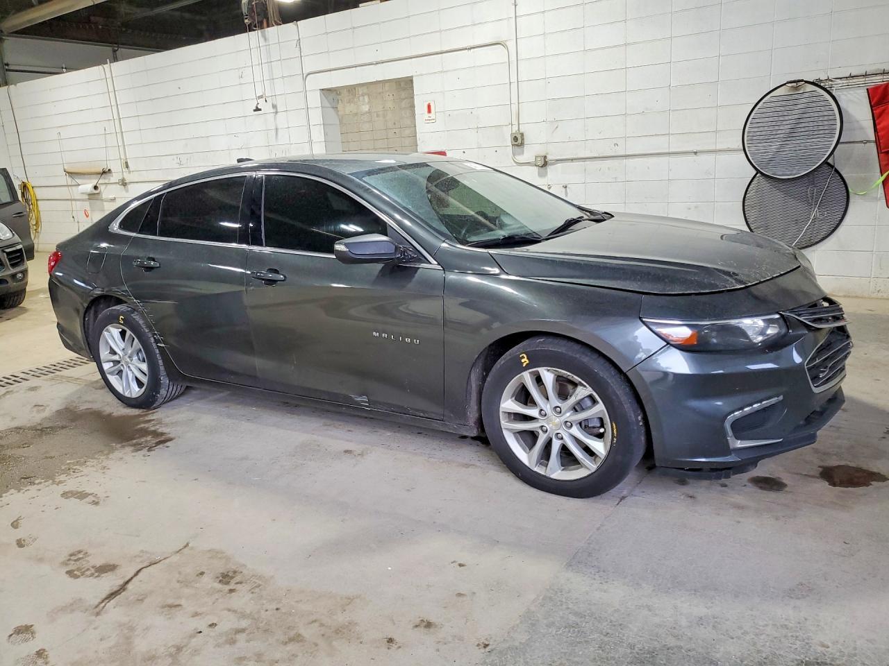 2017 Chevrolet Malibu Lt - zdjęcie 4