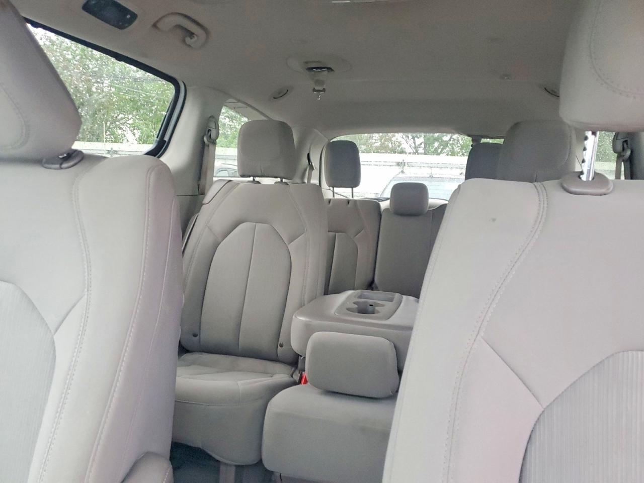 2018 Chrysler Pacifica Touring Plus - zdjęcie 10