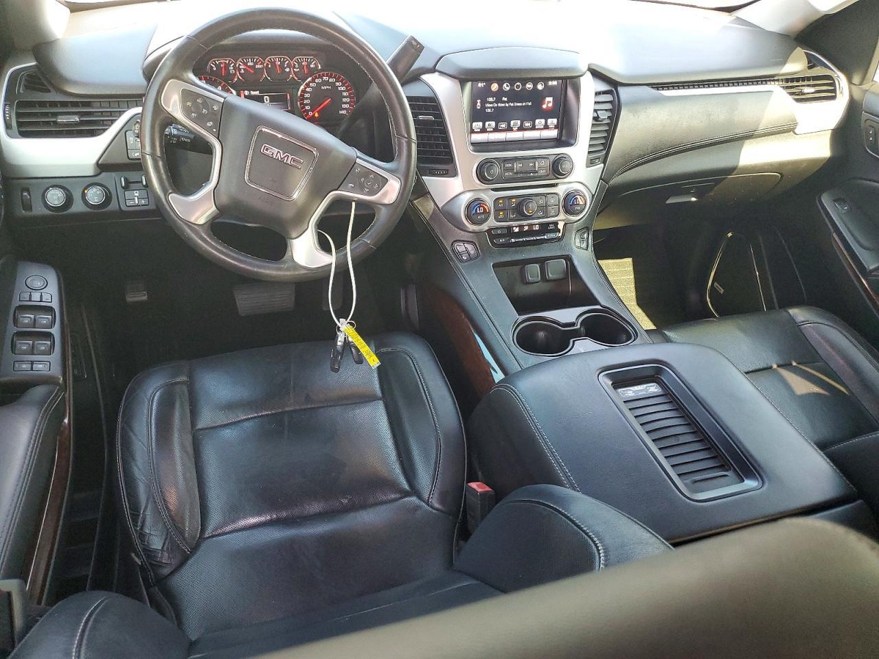 2016 GMC Yukon Xl K1500 Slt - zdjęcie 8