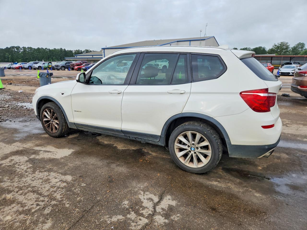 2017 BMW X3 Sdrive28I - zdjęcie 2