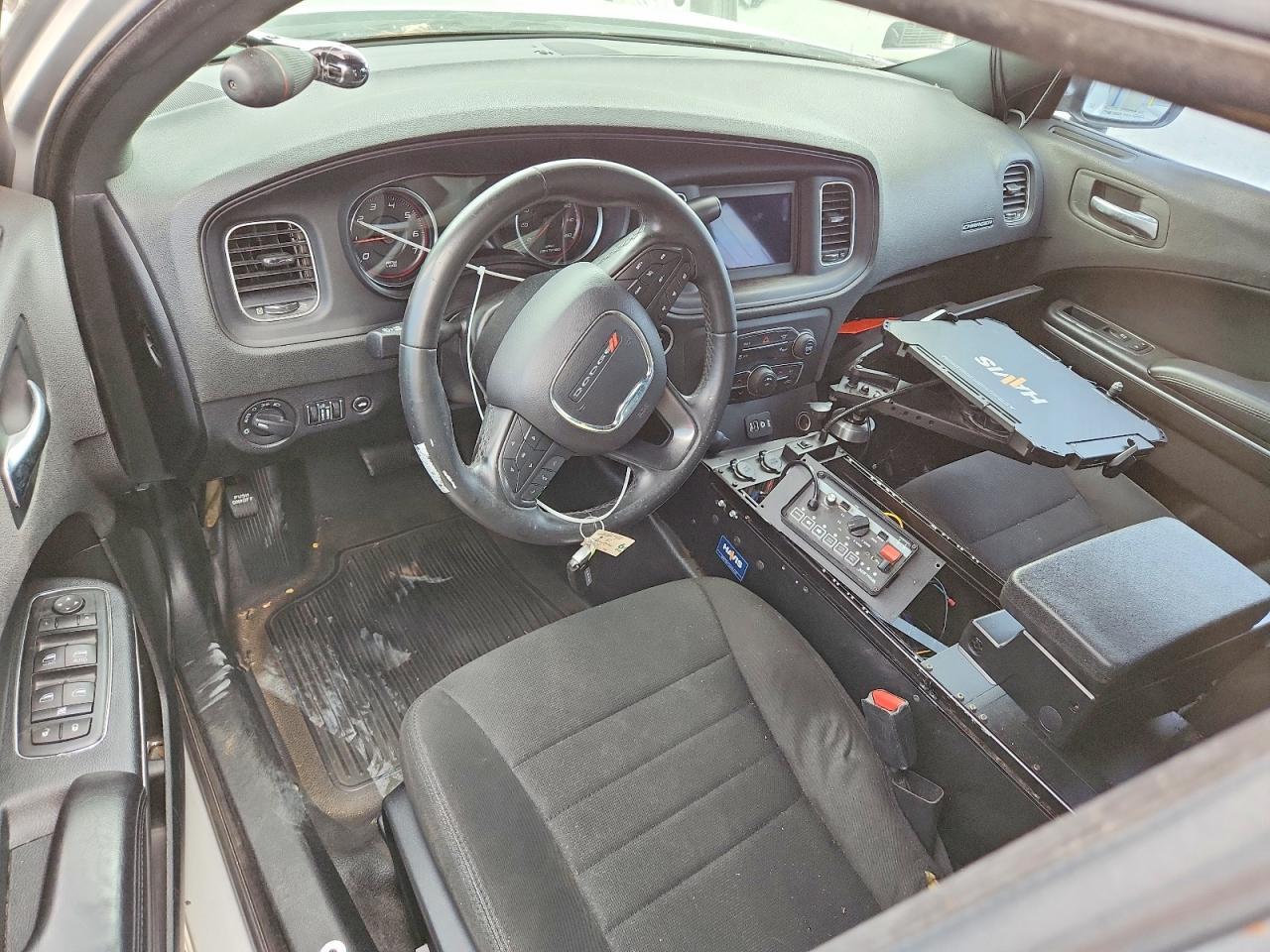 2019 Dodge Charger Police - zdjęcie 8